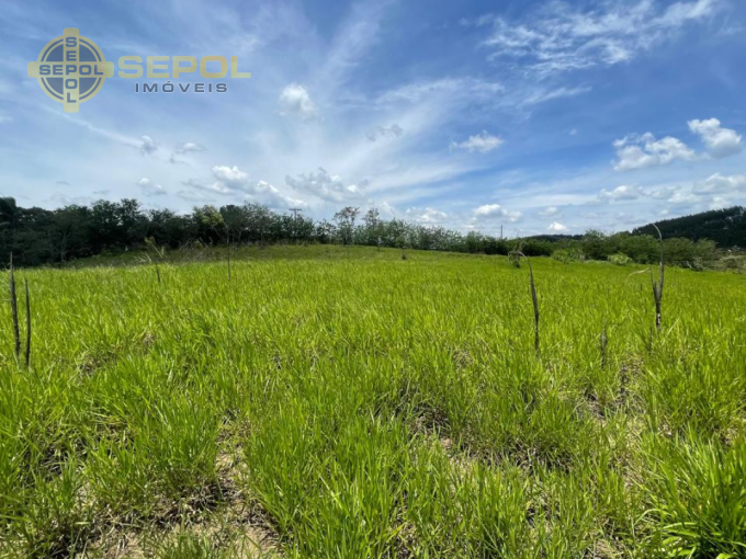 Terreno Industrial e Comercial de Alto Potencial à Venda no Lambari, Guararema/SP!